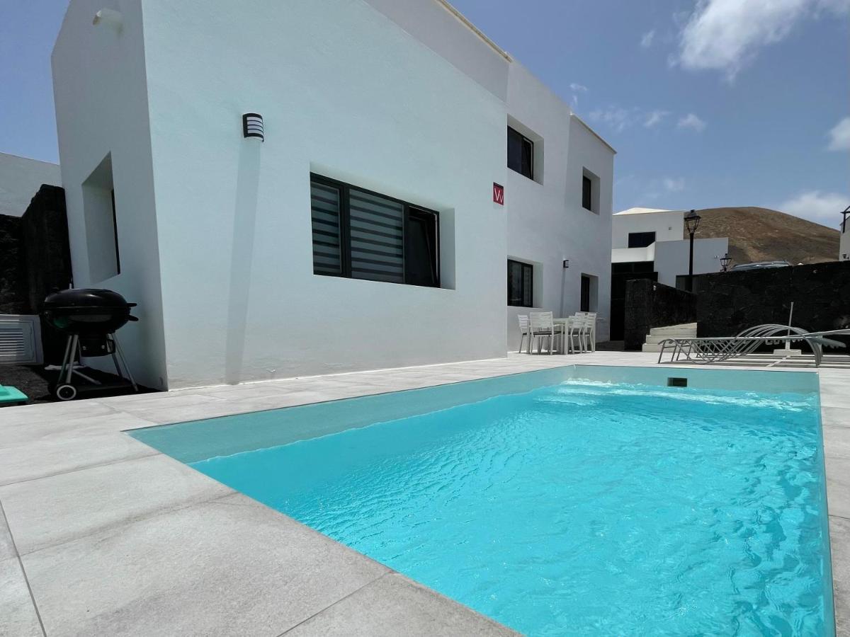 Villa Vulcano Uga Extérieur photo